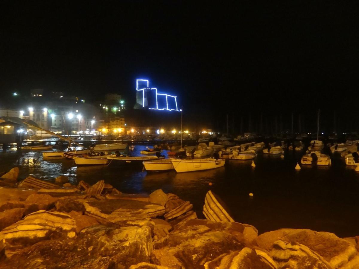 Affittacamere La Baia Di Lerici Eksteriør bilde