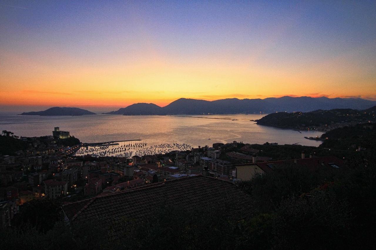 Affittacamere La Baia Di Lerici Eksteriør bilde