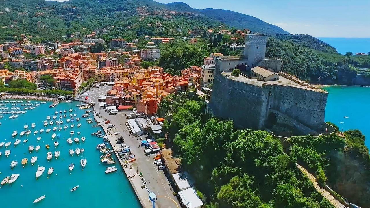 Affittacamere La Baia Di Lerici Eksteriør bilde