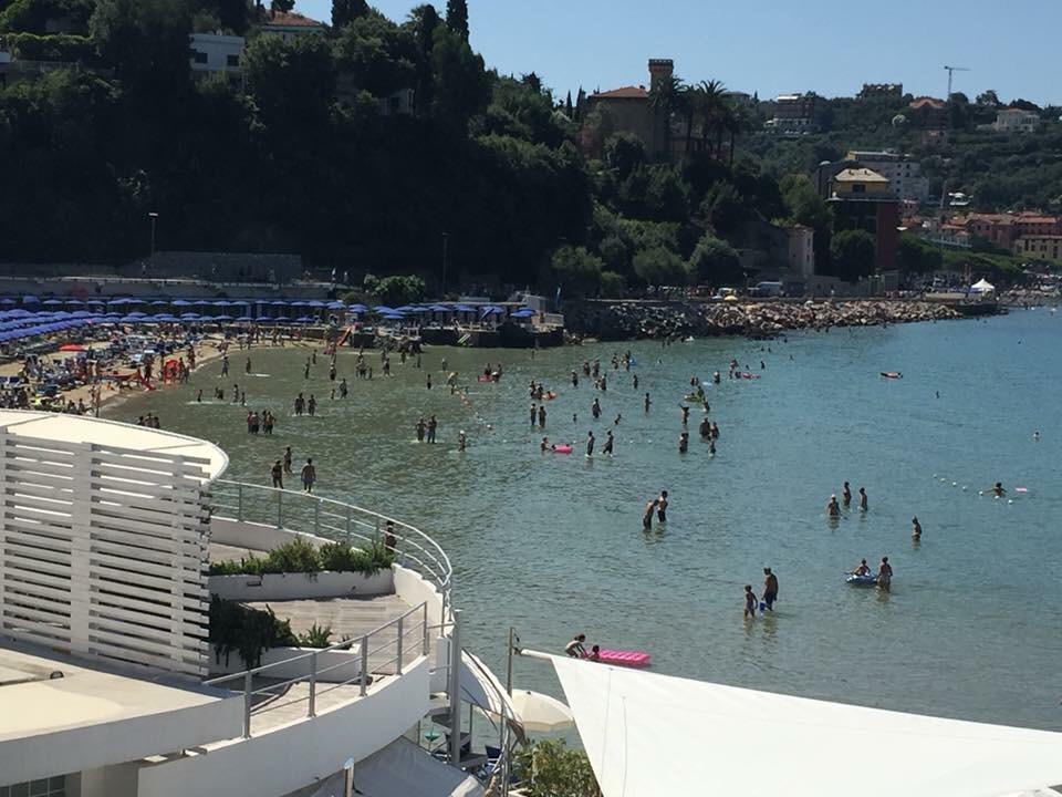 Affittacamere La Baia Di Lerici Eksteriør bilde